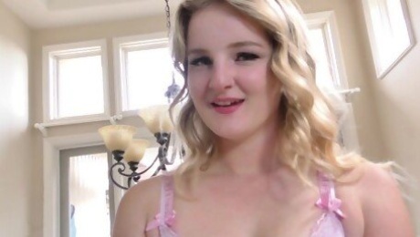 Eliza Eves moans during rough sex with her horny boyfriend