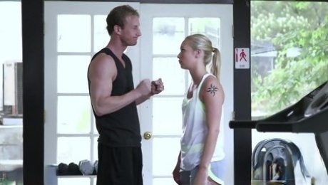 Deep hardcore in multiple positions during her morning workout