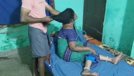 Real Sex video of young man hot sex with Aunty