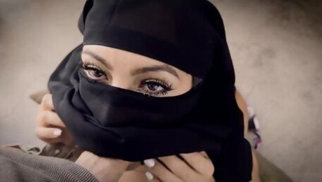 Long-haired Muslim brunette Sasha Pearl rammed by her horny lover