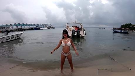 Dona's POV scene by Thai Swinger